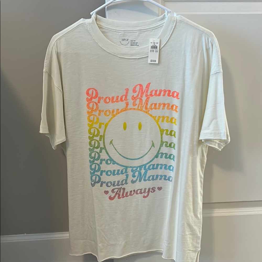 Aerie Mama Edition boyfriend tee!